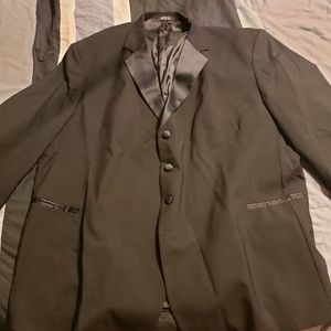 64 Perry Ellis jacket with 64,65,66 pants